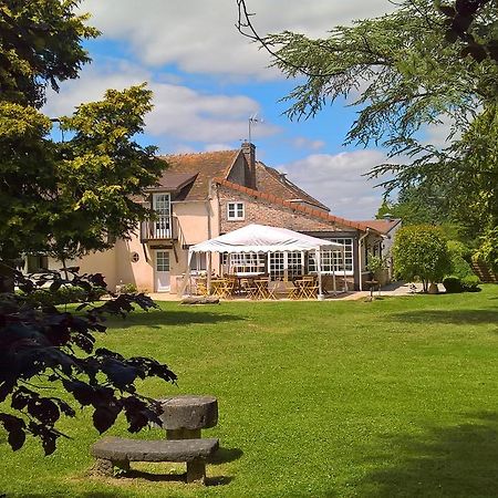 Les Pierres De Chevreuse Hotel Exterior photo